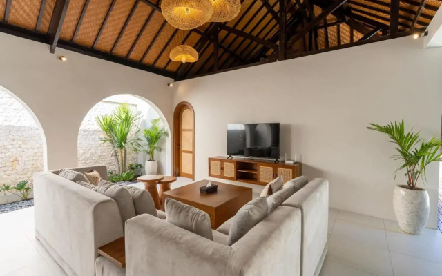 Jimbaran Bay Villas