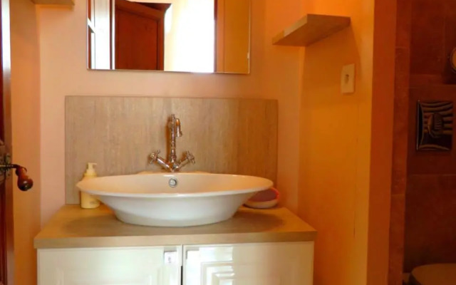 Demeure Vigneronne De Charme B&B