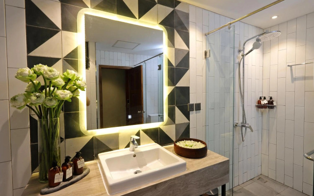 Baitong Hotel & Resort