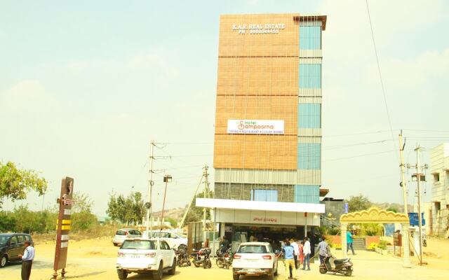 Sri Sampoorna Hotel