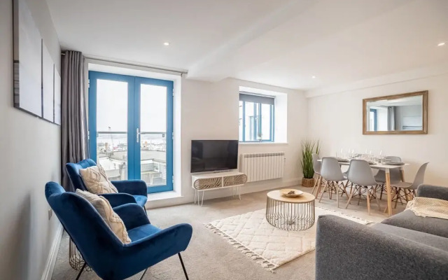 2BR Harbour View Near Babbacoombe&Beach