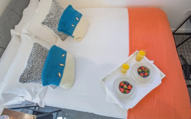 Snug with Views of the Chilterns