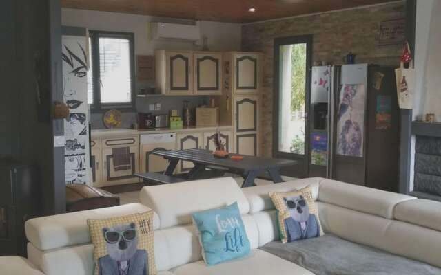 House With 2 Bedrooms in Livron-sur-drôme