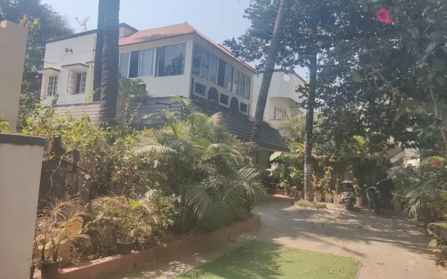 Akshatha Home Stay