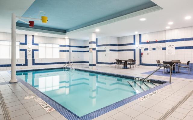 Holiday Inn Express & Suites Milton by IHG