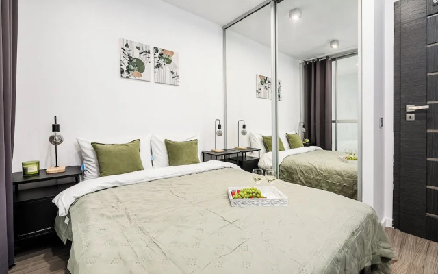 Lumina luxury 2-level apart with parking