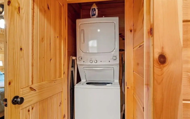 Bobcat Den