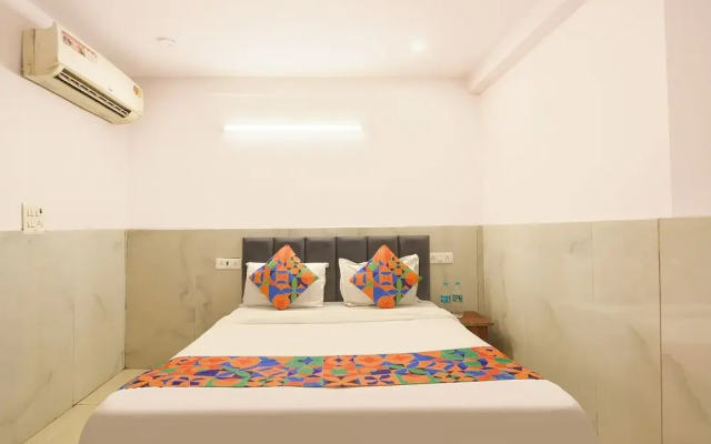 Fabhotel Lime Tree I