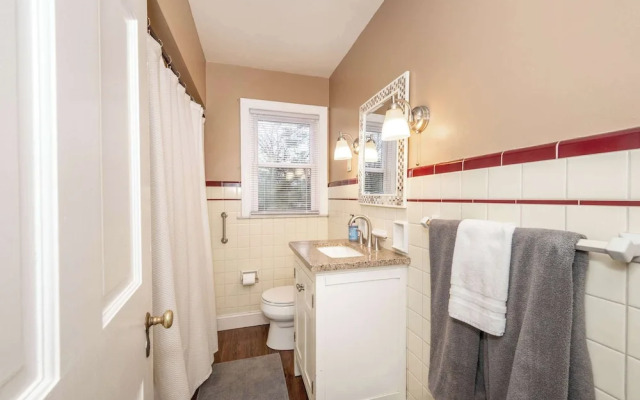 Kenwood Keys Suites for 12!