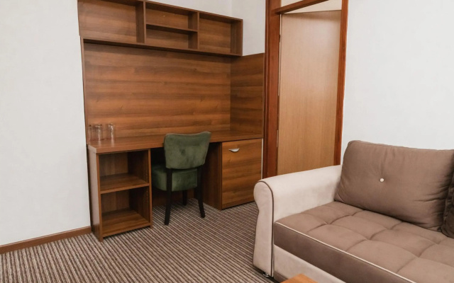 Hotel Damis