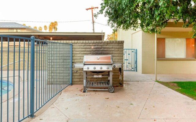 2BR Mid-Century Condo