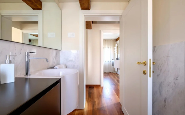 Palazzo Ca' Moro apartments