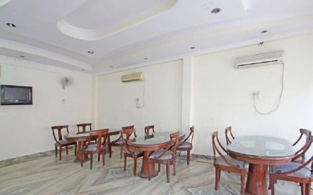 Hotel Saarthi