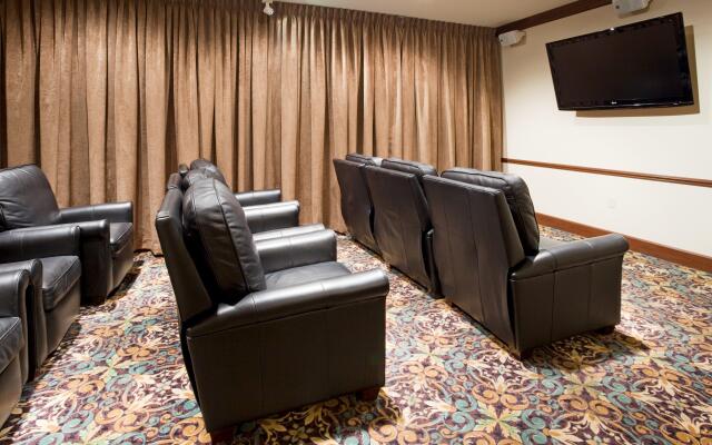 Staybridge Suites Milwaukee West-Oconomowoc by IHG
