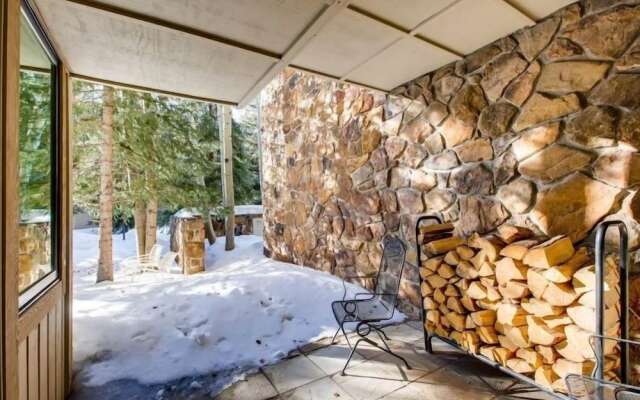 Ski In 3 Bedroom at Chateaux Dumont Keystone