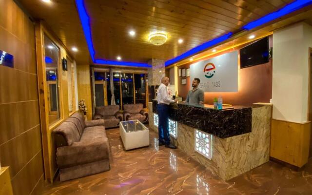 Hotel Grand Oasis Manali
