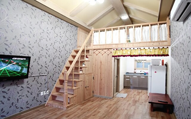 Gurye Nogojiri Pension