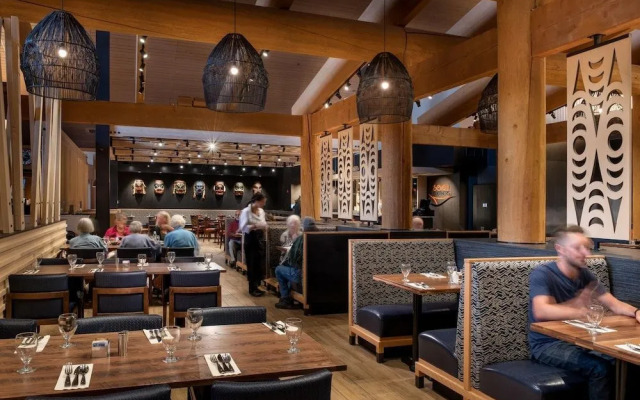 7 Cedars Hotel & Casino