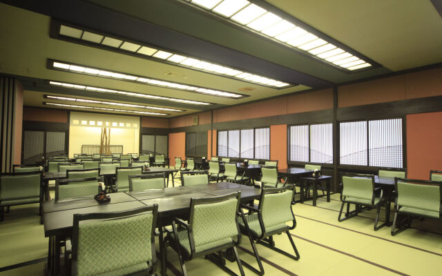Omiya Ryokan