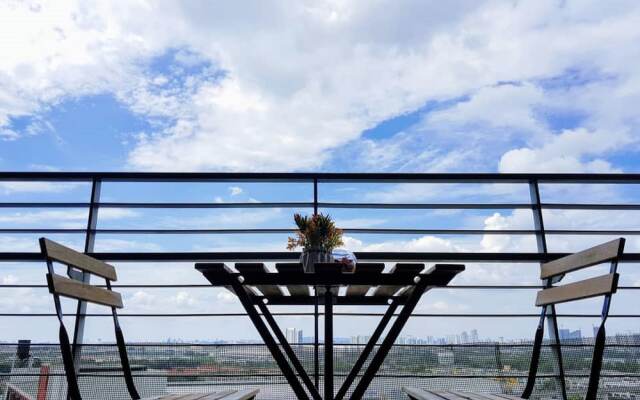 Puchong 8-12 pax Cozy Apartment IOI