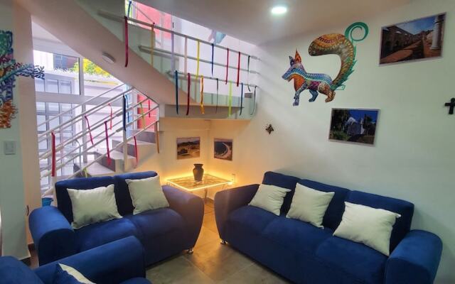 Hostal Guelaguetza Danza de la Pluma