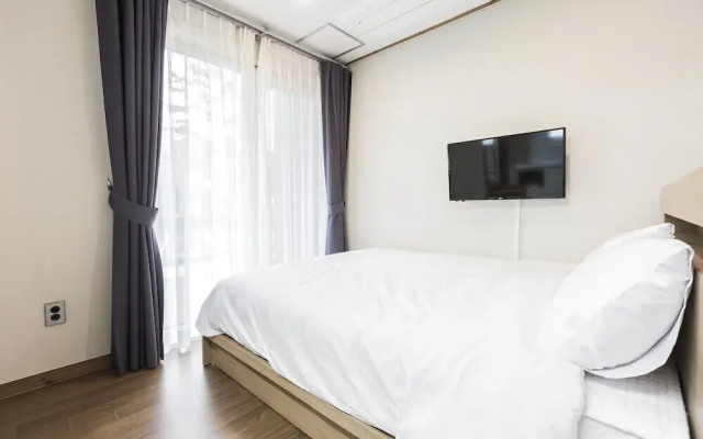 Jeju Batdol Guesthouse