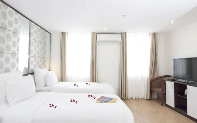 Rising Dragon Villa Hotel
