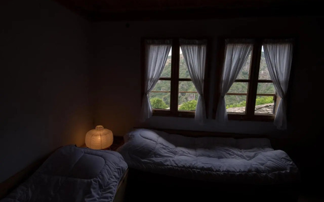 Q.pova house