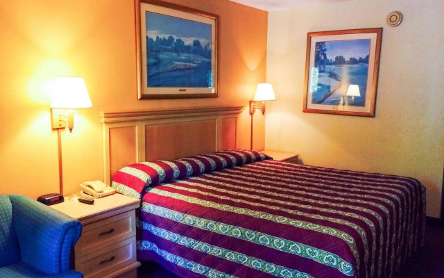 Motel 6 Macclenny, FL