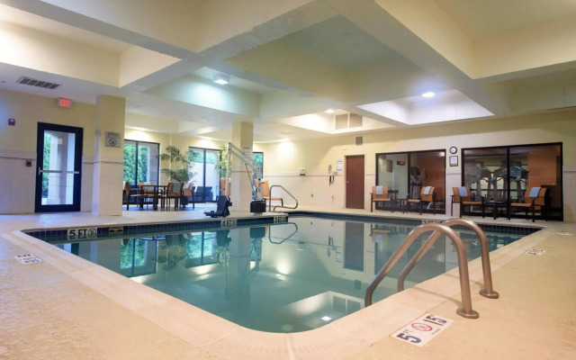 Courtyard by Marriott Newark Granville