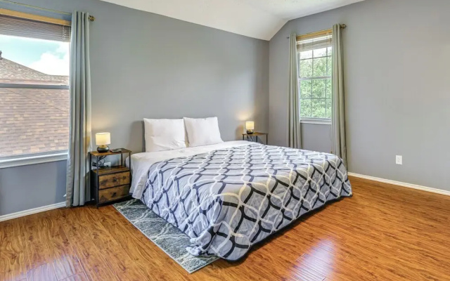 Fish & Hike: Pet-friendly Humble Home w/ Yard