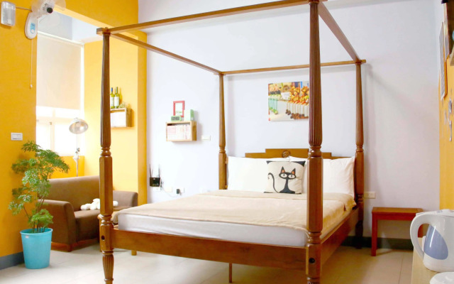 Tenth Street Homestay