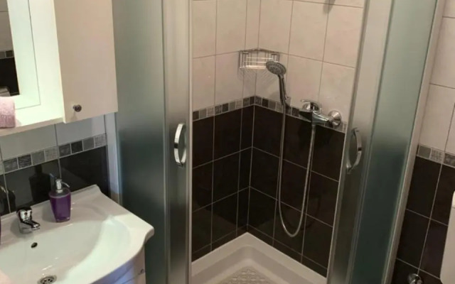 Apartmani Dora i Kati
