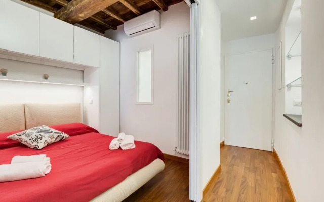 Piazza Navona-Coronari House