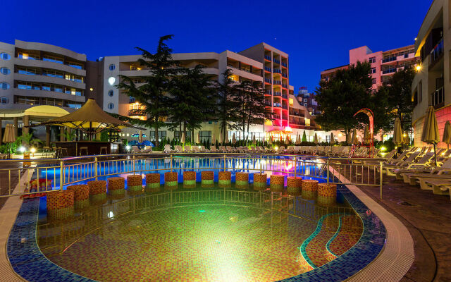 Hotel Laguna Park & Aqua Club