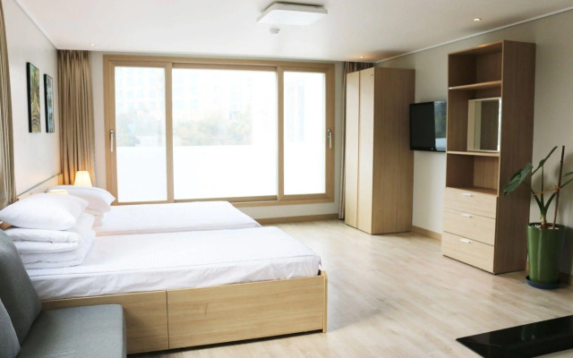 Yilin Pension