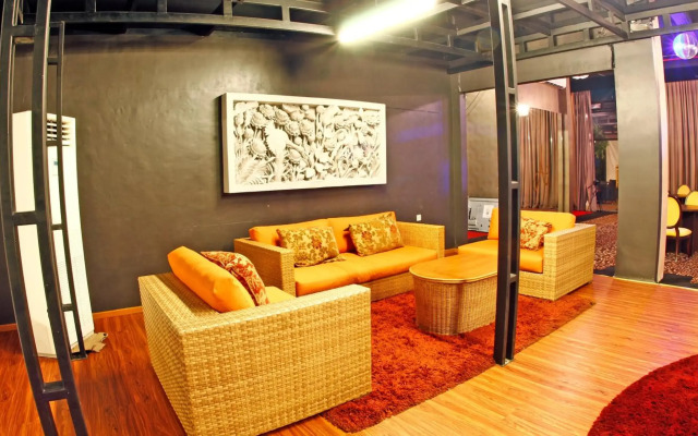 Amaroossa Cosmo Jakarta