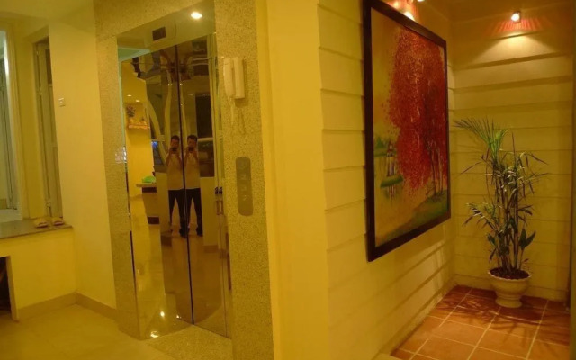 Lotus House