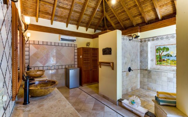 Almond Beach Resort at Jaguar Reef