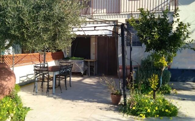 House with 3 Bedrooms in Marina di Casal Velino, with Enclosed Garden - 900 M From the Beach