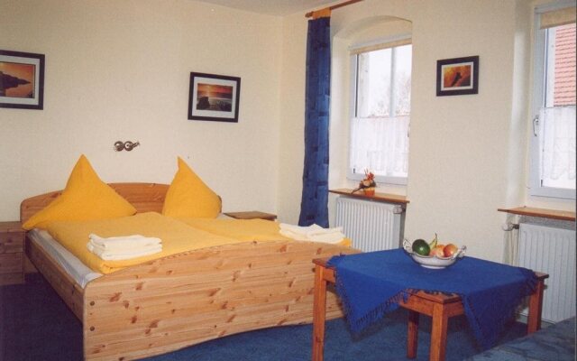 Gaststätte u. Pension Zur Heimat M.u.Ch.Gottschalk GbR