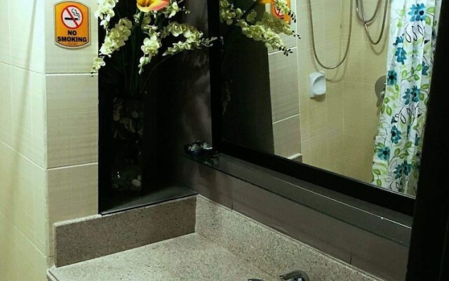 Lucky Suit at Siena Park Residences