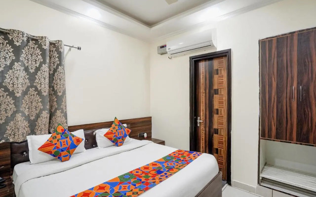 Yoyo Rooms Near Saphire International School Sector 70