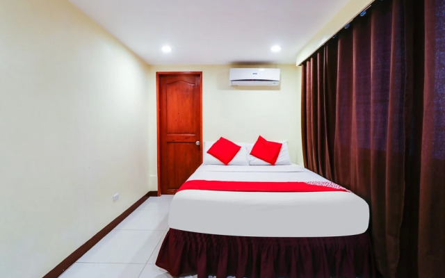 898 Berts Condotel