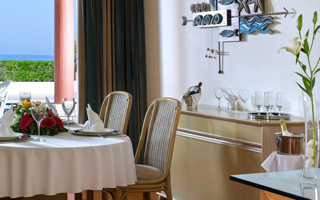 Aldemar Knossos Royal & Knossos Villas