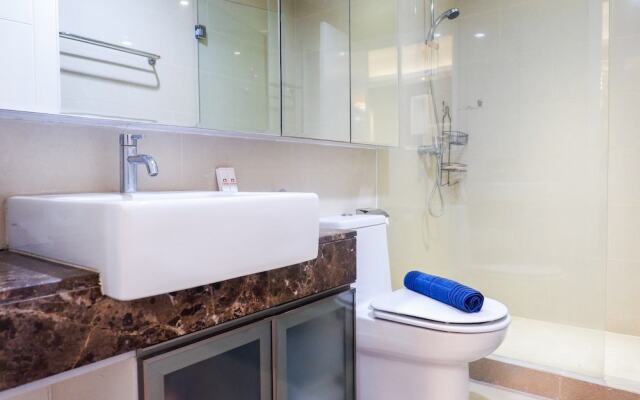 Furnished 1BR City View Casa Grande Apartment