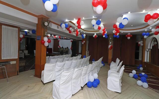 OYO 29051 Hotel Solitaire & Restaurant