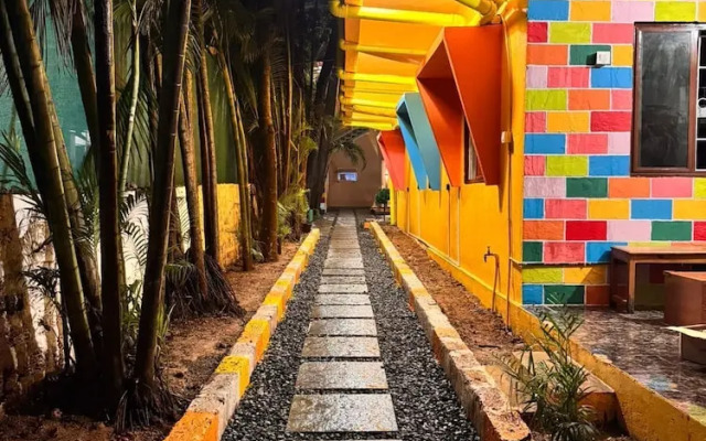 Lost Paradise A Social Hostel