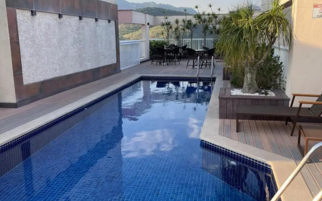 Duplex 5 Minutes From the Beach