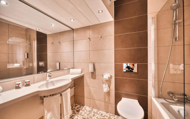 KYRIAD PRESTIGE MULHOUSE - Basel